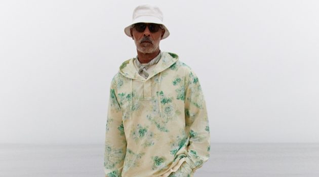 Kith Proposes Chic Prints with Summer 2 Collection Lono Brazil Model Kith Summer 2 Rose Print Men's Fashion Shoes Pants