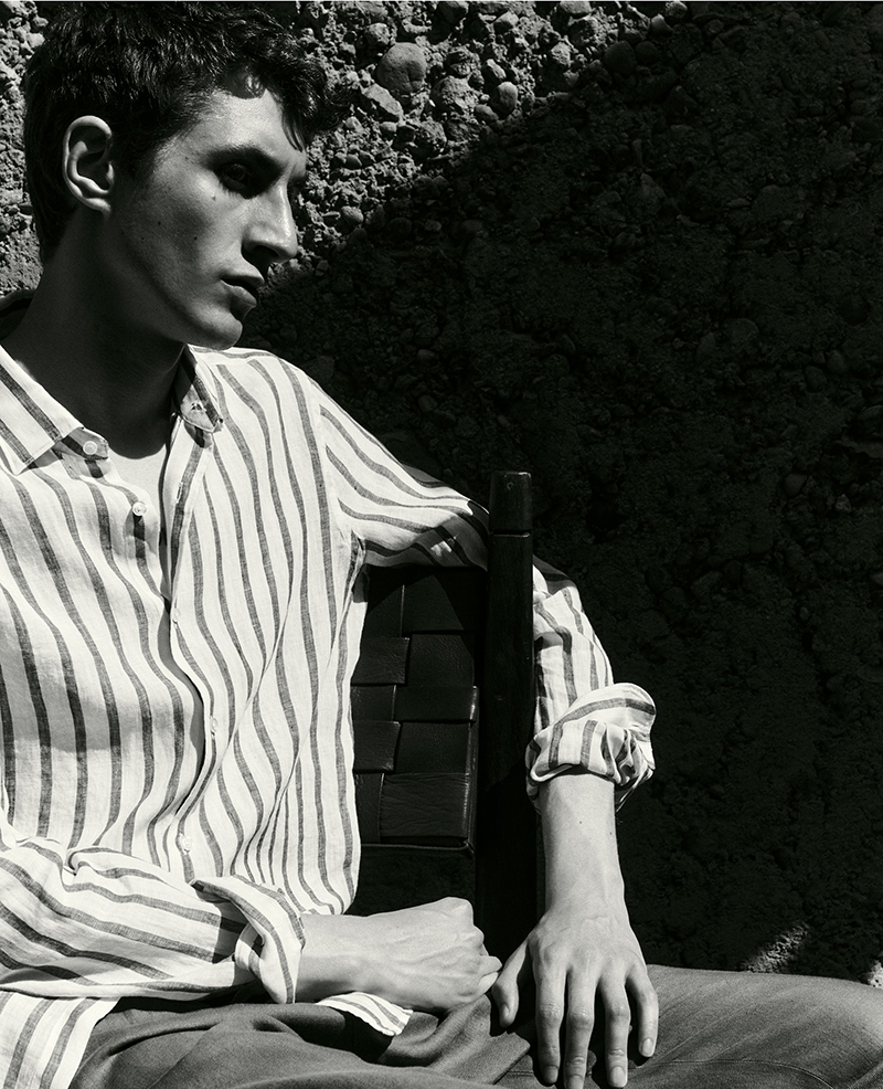 Henry Kitcher Model Massimo Dutti Summer 2022