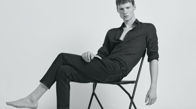 Braien Goes Casual in Massimo Dutti Jeans x Jeans Collection Braien Vaiksaar Model Massimo Dutti Men 2022 Rinsed Wash Jeans