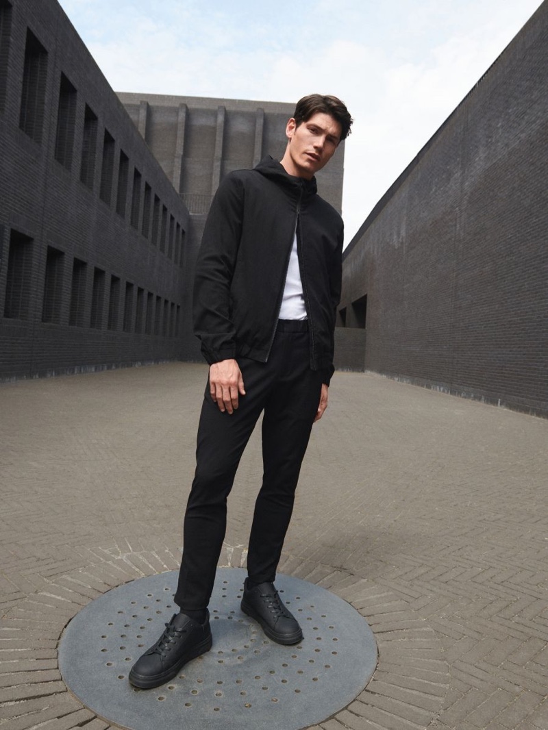 Sam Way Model Black Ensemble Hooded Jacket Trousers 2022 Reserved
