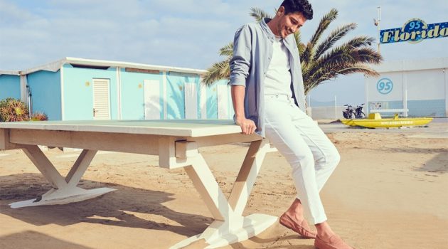 Best Men's Shoes for Summer to Match Style & Comfort Male Model Moccasins Beach Summer Style 2022 San Marina