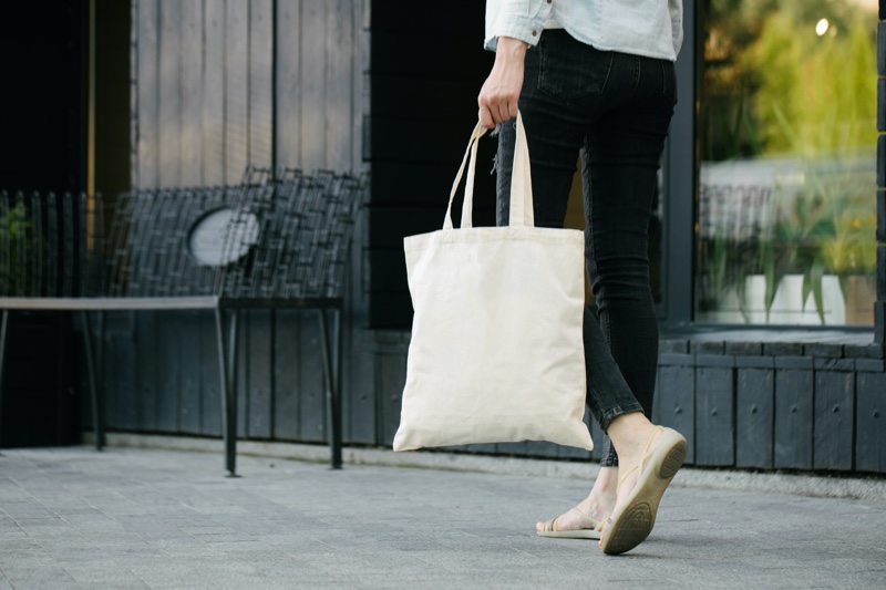 Woman Canvas Tote Bag