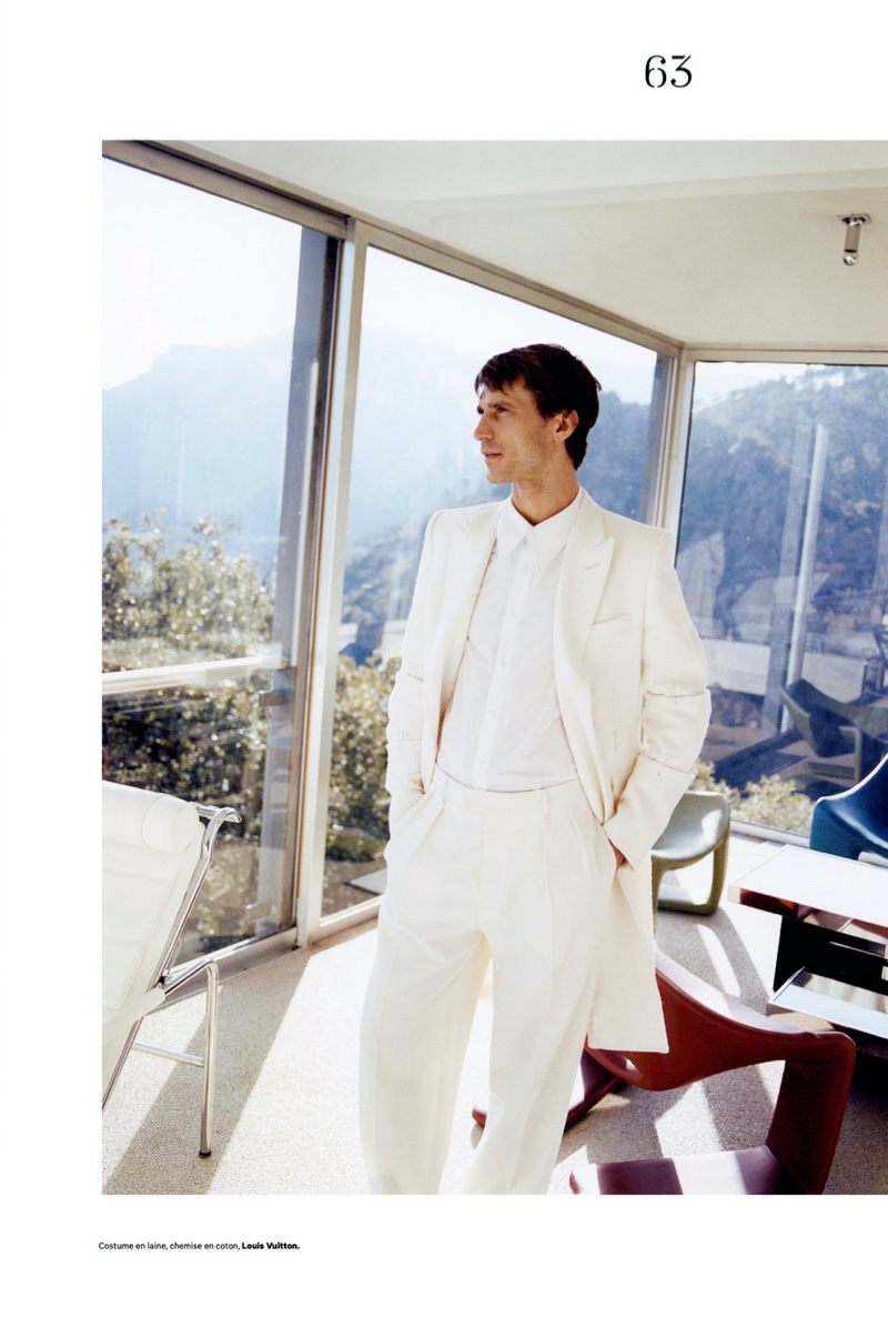 » Clément Dons Suits + More for Les Echos Série Limitée Clement Chabernaud Model 2022 Les Echos 003