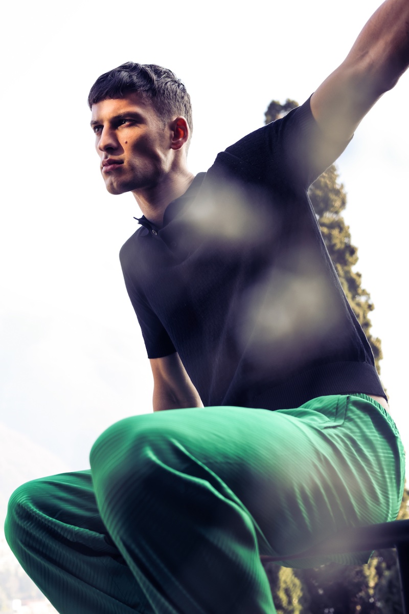 » David Models Relaxed Fits for L'Officiel Hommes Ukraine David Trulik Model LOfficiel Hommes Ukraine Editorial 2022 005