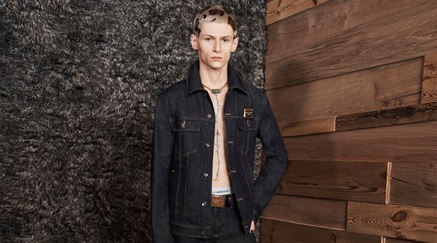 Dolce & Gabbana Revisits Denim Classics with Its DG Logo Plate Lorenzo Bigi Model Dolce & Gabbana Denim Men Fall 2022