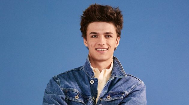 Let Loose: Esprit Spotlights Denim for Fall '22 Campaign Ondrej Mokoš Model Esprit Denim Campaign Fall 2022