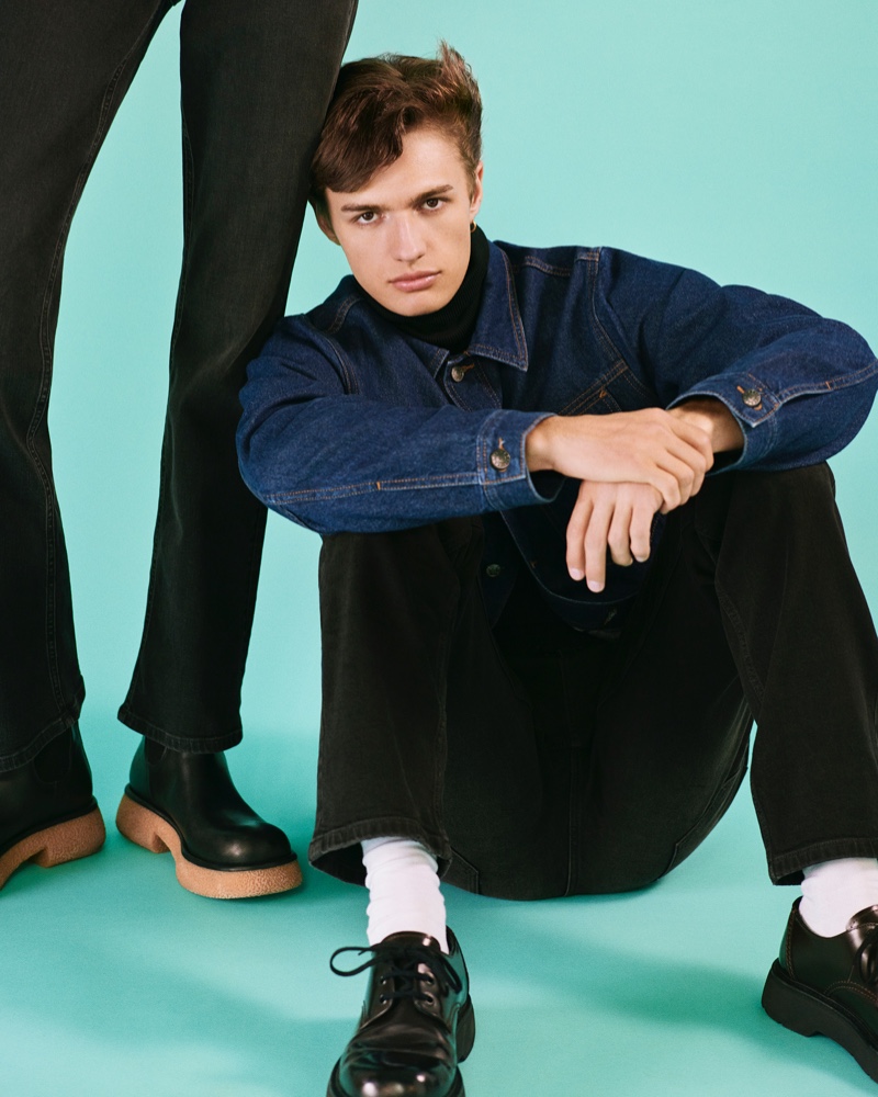 Ondrej Mokoš Model Esprit Campaign Men 2022 Fall Denim » Let Loose: Esprit Spotlights Denim for Fall '22 Campaign Ondrej Mokoš Model Esprit Campaign Men 2022 Fall Denim