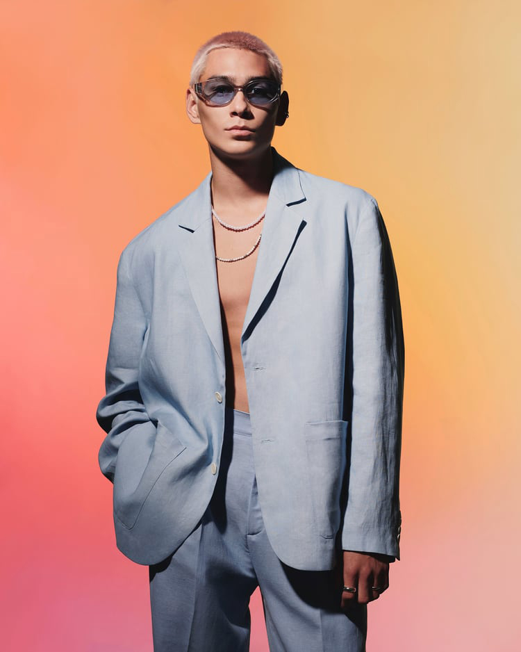 Evan Mock Oversized Suit Zara Studio Collection Men 2022 » Evan Mock Rocks Colorful Zara Studio Collection Evan Mock Oversized Suit Zara Studio Collection Men 2022