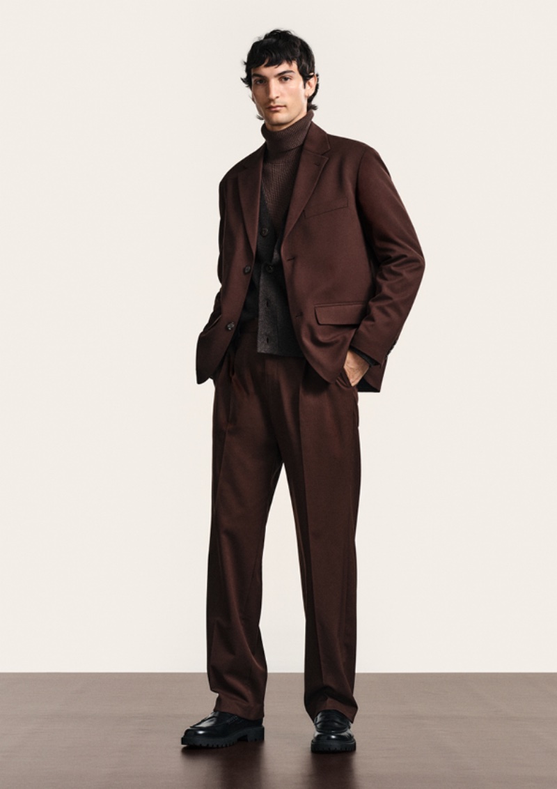 H&M Man Fall 2022 Trend Smart Style Suit Luca Lemaire Model