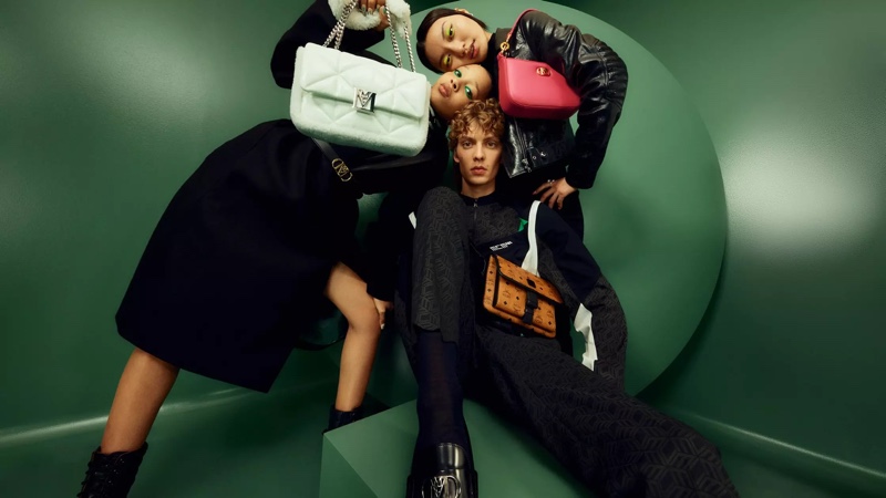 Sculy Mejia Leon Dame Ko Ga Young Model MCM Campaign Fall 2022 » Leon Dame Embraces 'Forward Motion' for MCM Campaign Sculy Mejia Leon Dame Ko Ga Young Model MCM Campaign Fall 2022
