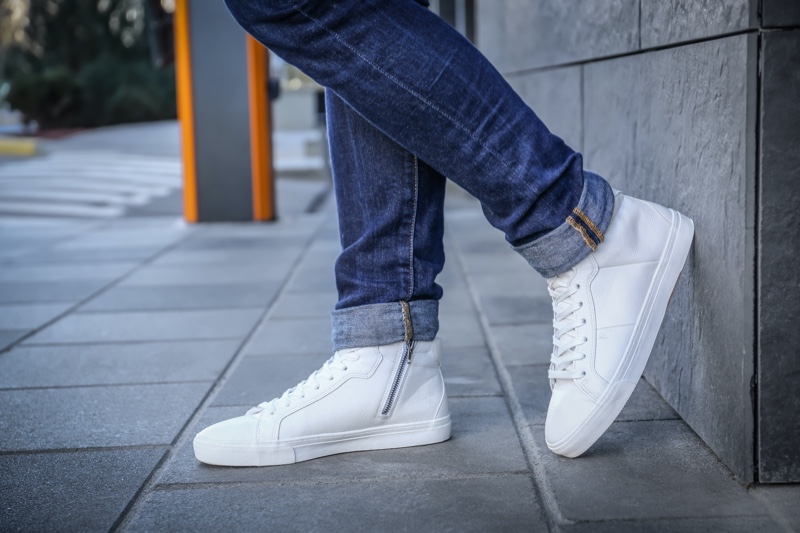 Man White Sneakers Jeans » Men's Summer Holiday Shoe Essentials Man White Sneakers Jeans