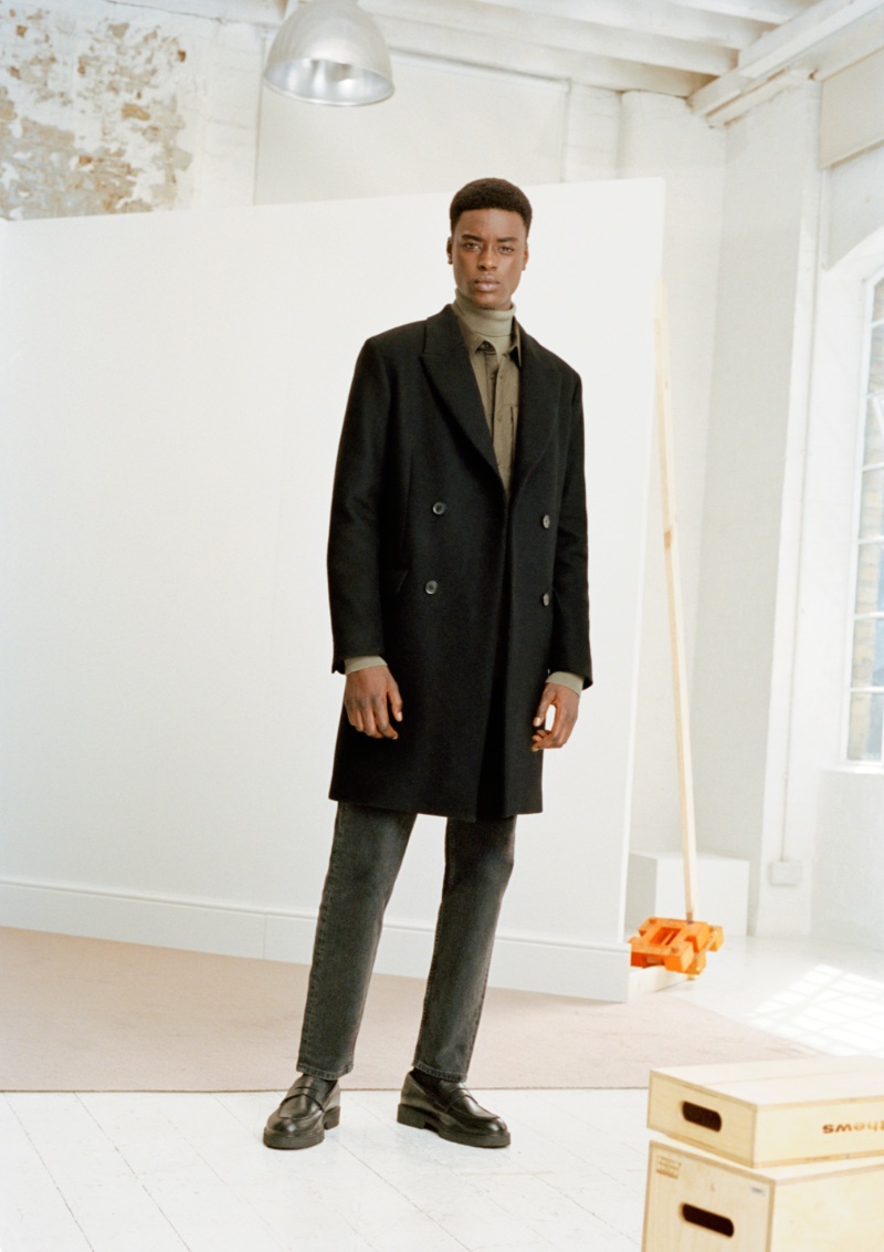 » Mango Champions Work-Ready Style for Fall '22 Campaign Mango Campaign Men Fall 2022 001