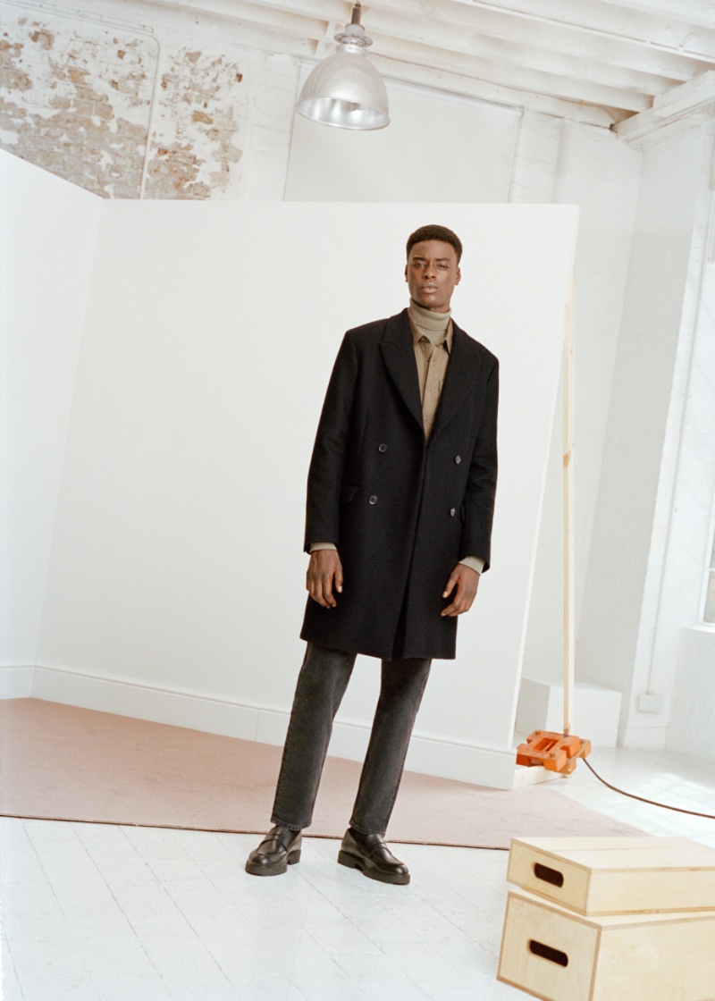 Babacar N'Doye Model Mango Campaign Men Fall 2022 » Mango Champions Work-Ready Style for Fall '22 Campaign Babacar N'Doye Model Mango Campaign Men Fall 2022