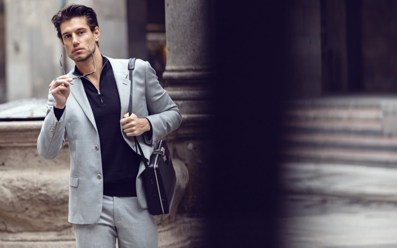 » Marco Castelli Dons Smart Style for L'Officiel Hommes Ukraine Marco Castelli Model 2022 Editorial LOfficiel Hommes Ukraine 008