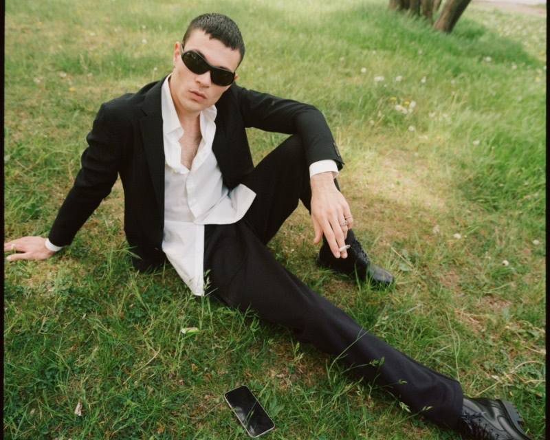 Sisley Fall 2022 Campaign Men Luka Isaac Model » Sisley Unpacks the Essential Wardrobe Sisley Fall 2022 Campaign Men Luka Isaac Model