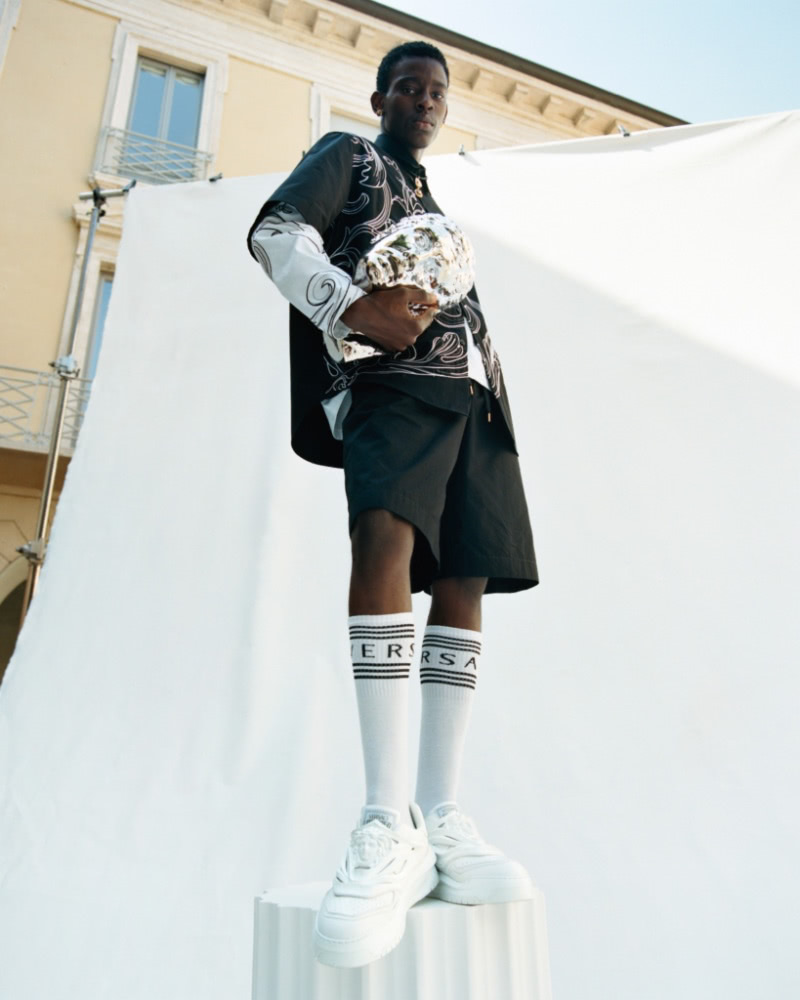 Adamu Bulus Model Versace Campaign Pre-fall 2022 Men » Jake Bongiovi & Adamu Bulus Star in Versace Campaign Adamu Bulus Model Versace Campaign Pre-fall 2022 Men
