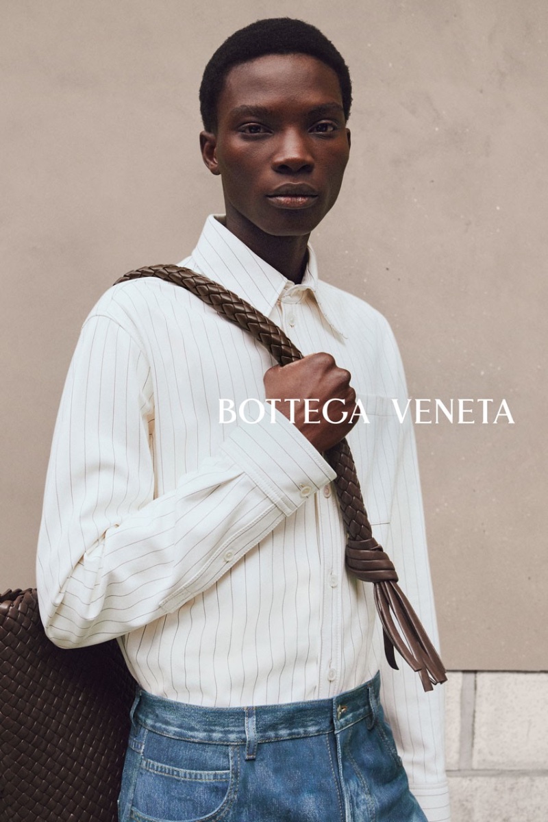 Bottega Veneta Men Campaign Fall 2022 Dara Gueye Model » Bottega Veneta Evokes Timeless Luxury Bottega Veneta Men Campaign Fall 2022 Dara Gueye Model