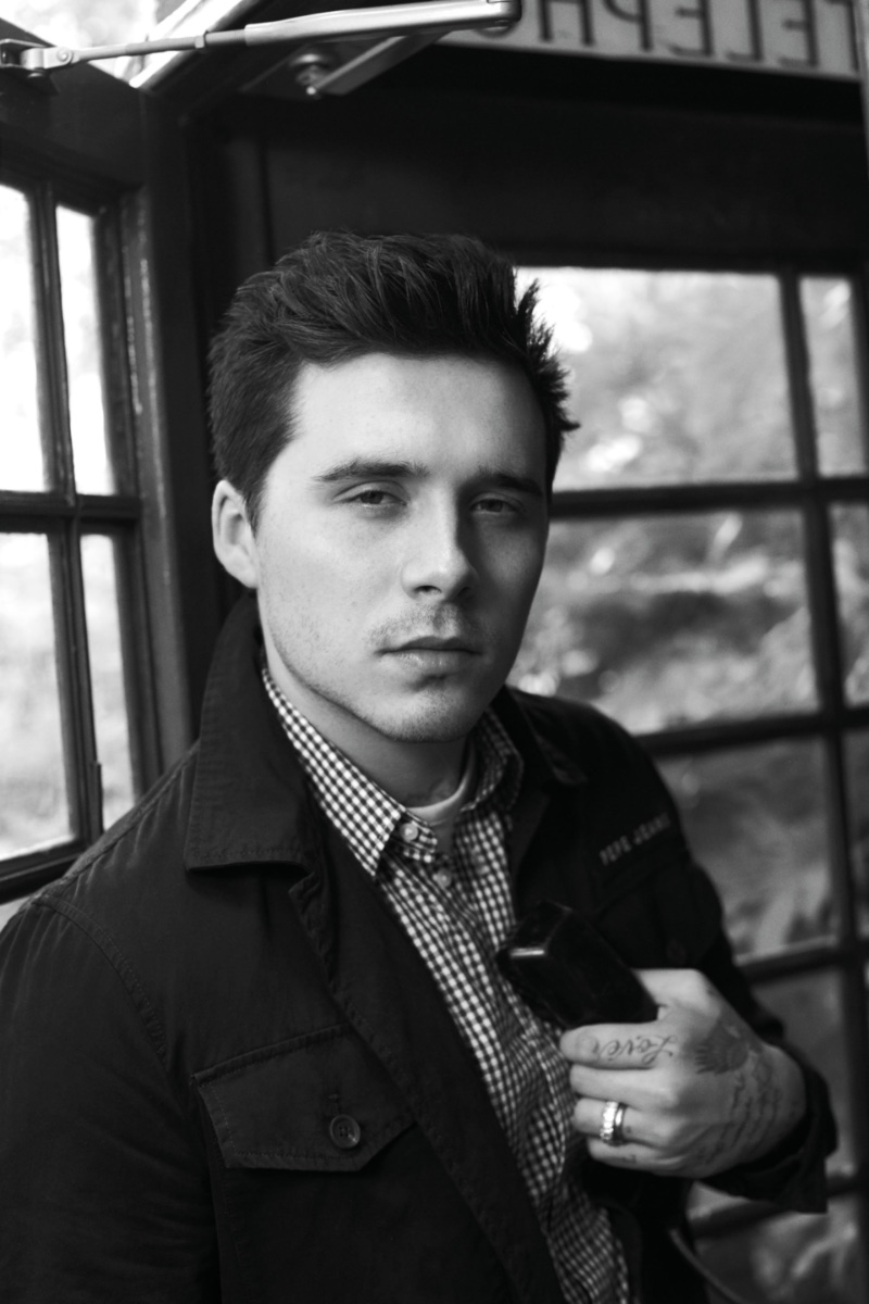 Brooklyn Beckham Black-and-White Photo Pepe Jeans Campaign Men Fall 2022 » Brooklyn Beckham Dons Collegiate Style for Pepe Jeans Campaign Brooklyn Beckham Black-and-White Photo Pepe Jeans Campaign Men Fall 2022
