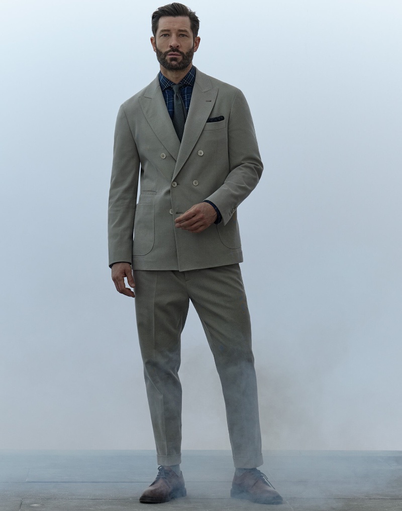 Brunello Cucinelli Men Fall 2022 Suit John Halls Model » Crossroads: John Halls Cleans Up in Brunello Cucinelli Brunello Cucinelli Men Fall 2022 Suit John Halls Model
