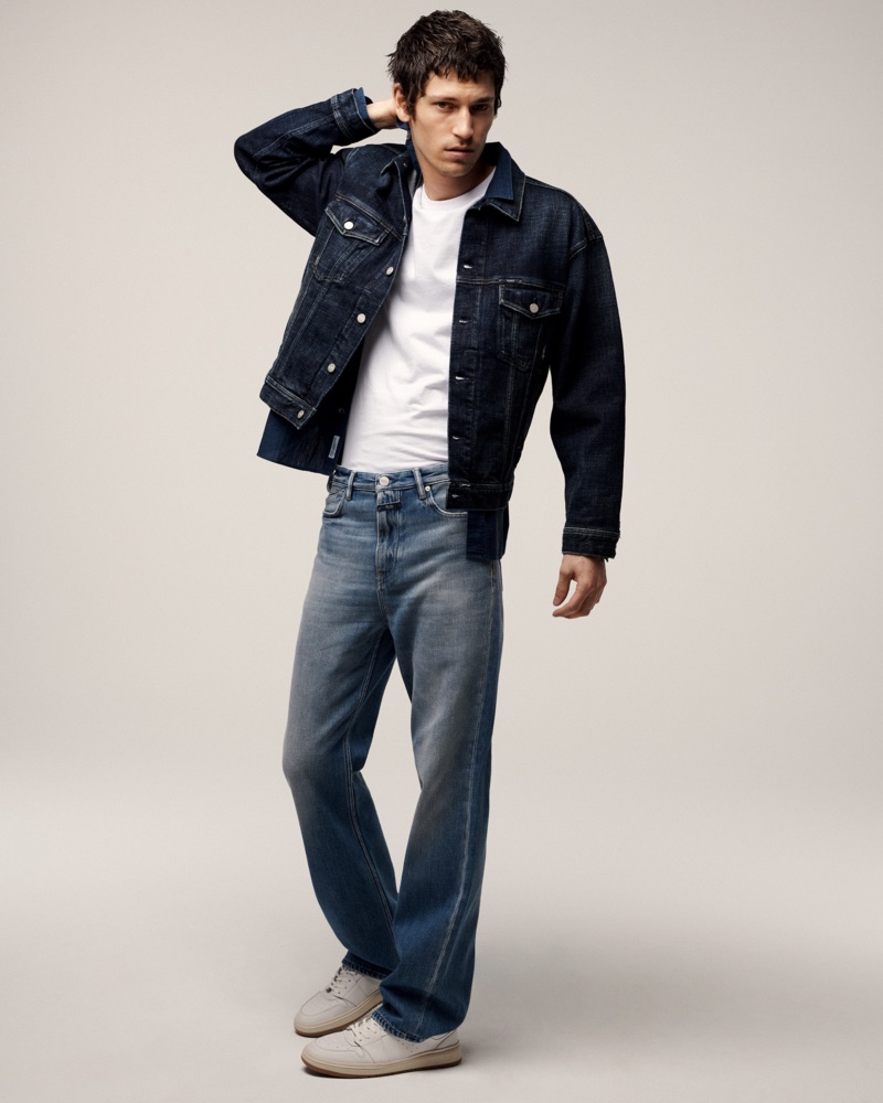 Denim Campaign Men Closed Fall 2022 Justin Eric Martin Model » Justin Eric Martin Hits the Studio for Closed Denim Campaign Denim Campaign Men Closed Fall 2022 Justin Eric Martin Model