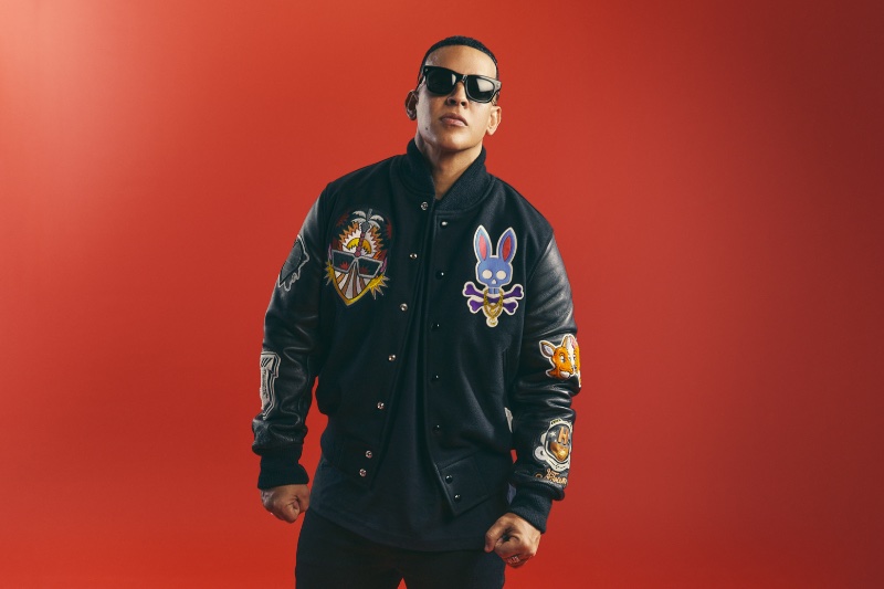 » Daddy Yankee, Kendrick Sampson + More Join Psycho Bunny to Support YoungArts Daddy Yankee 2022 Psycho Bunny 002