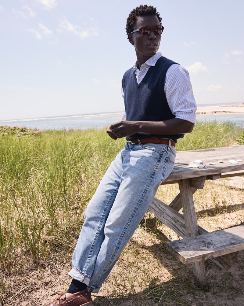 J.Crew Campaign Men Fall 2022 George Okeny Model » J.Crew Captures a Season of Smart Style J.Crew Campaign Men Fall 2022 George Okeny Model