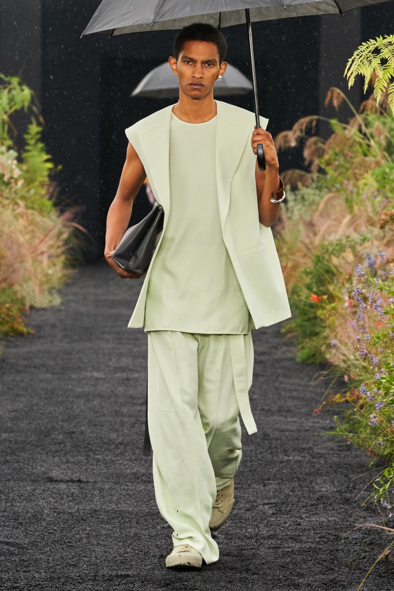 » Jil Sander Melds Glamour & Ease for Spring '23 Collection Jil Sander Collection Men Spring Summer 2023 001
