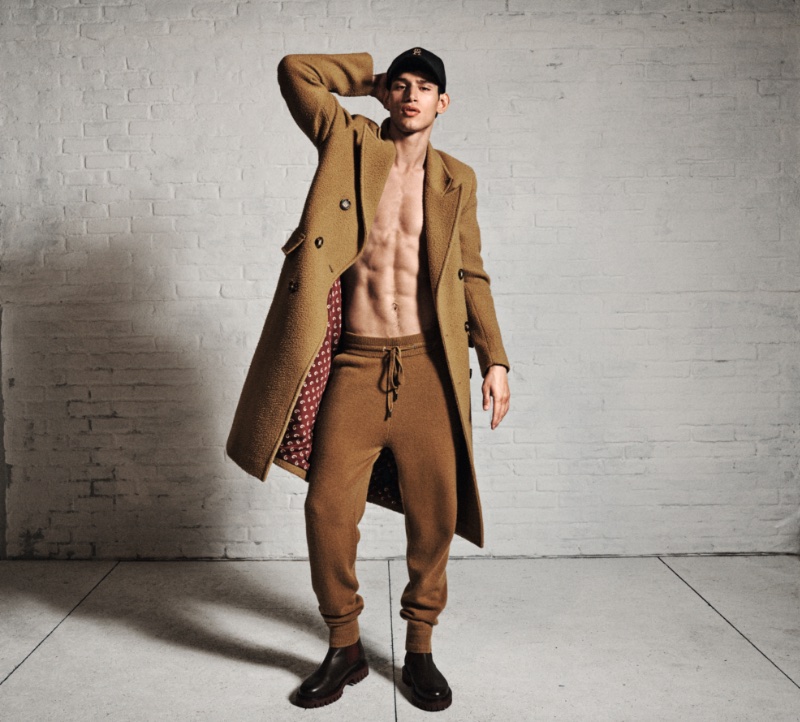 Tommy Hilfiger Campaign Men Fall 2022 Alexis Chaparro Model Shirtless » Tommy Factory: Travis Barker, Jon Batiste + More Front Tommy Hilfiger Campaign Tommy Hilfiger Campaign Men Fall 2022 Alexis Chaparro Model Shirtless