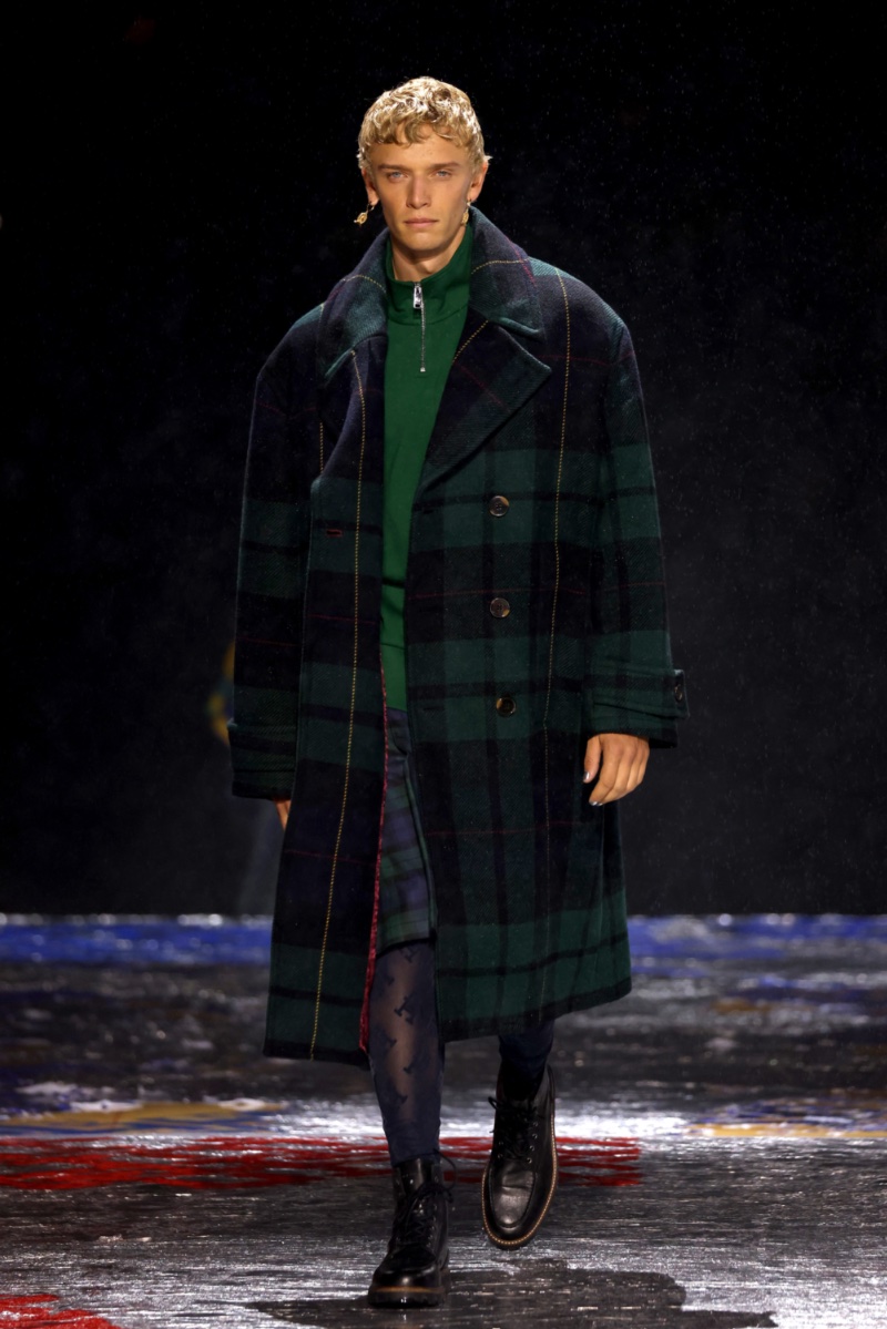 Tommy Hilfiger Fall 2022 Tommy Factory 008