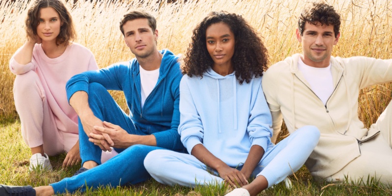 Derek Rose Fall 2022 Men Women Sweatpants Hoodie Sweatshirt Lise Olsen Edward Wilding Chey Carty Giacomo Cavalli Model » Edward & Giacomo Relax in Derek Rose Derek Rose Fall 2022 Men Women Sweatpants Hoodie Sweatshirt Lise Olsen Edward Wilding Chey Carty Giacomo Cavalli Model