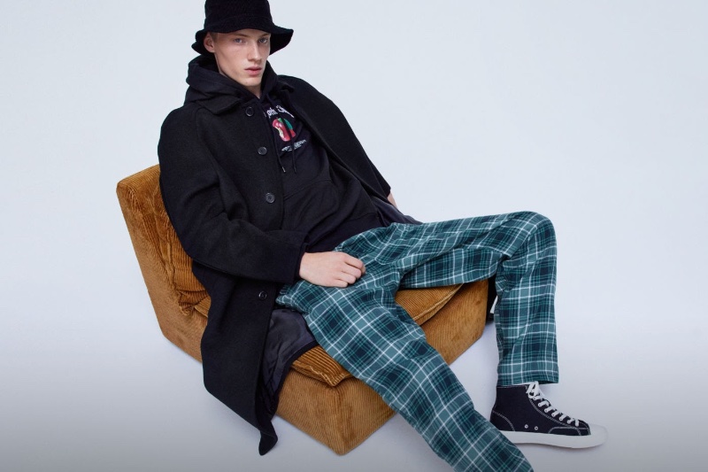 H&M Men '90s Style Fall 2022 Braien Vaiksaar Model