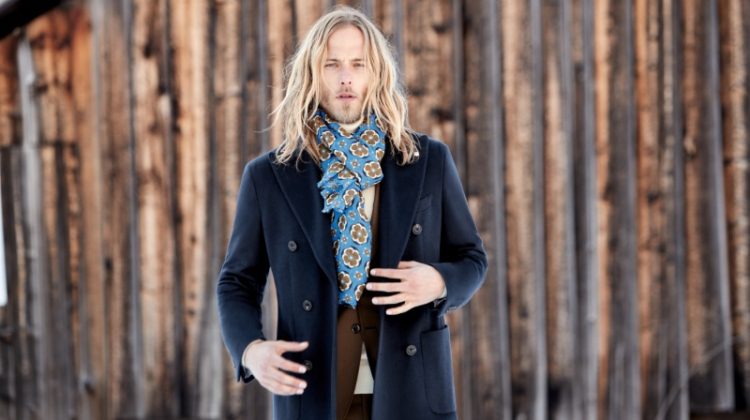 L.B.M. 1911 Campaign Fall 2022 Luke Mahlmann Model Double-breasted Coat Scarf