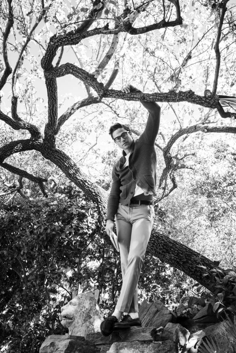 Miles McMillan Spends a Relaxing Day with Les Hommes Publics