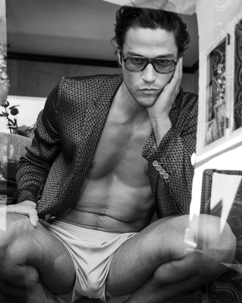 Miles McMillan Spends a Relaxing Day with Les Hommes Publics