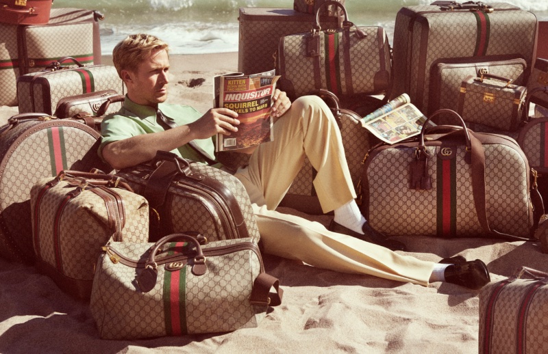 Ryan Gosling Reading Gucci Valigeria Campaign 2022 » Ryan Gosling Draws Luggage Envy in Gucci Valigeria Campaign Ryan Gosling Reading Gucci Valigeria Campaign 2022