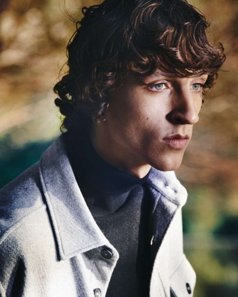 Saul Symon Model Massimo Dutti Editorial 2022