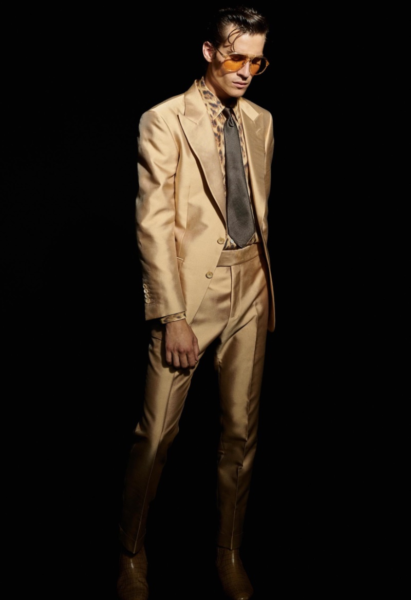 Tom Ford Men Spring 2023 Collection Lookbook