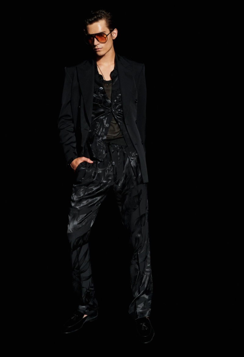 Tom Ford Men Collection Spring 2023 Liam Kelly Model » Tom Ford Packs a Colorful Punch for Spring '23 Collection Tom Ford Men Collection Spring 2023 Liam Kelly Model