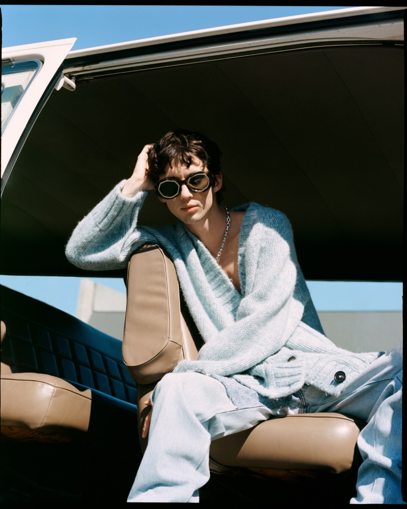 Troye Sivan Mr Porter 2022 The Journal 010