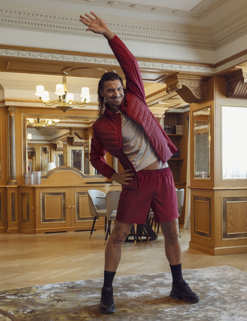 Zlatan Ibrahimović H&M Move 2022 Red Jacket Shorts » Zlatan Ibrahimović Gets Moving with H&M Move Zlatan Ibrahimović H&M Move 2022 Red Jacket Shorts