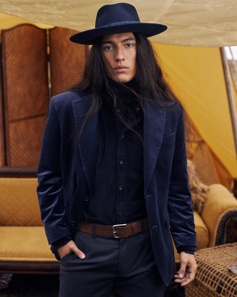 Cherokee Jack makes a luxe statement in a velvet jacket from Banana Republic. » Banana Republic Embarks on a Romantic Adventure Cherokee Jack makes a luxe statement in a velvet jacket from Banana Republic.
