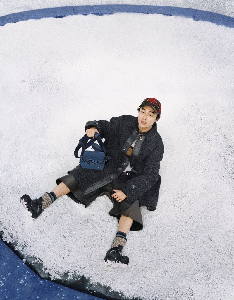 Chan-young Yoon Coach Holiday 2022 Campaign Snow
