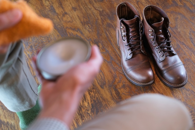 conditioning brown leather boots men