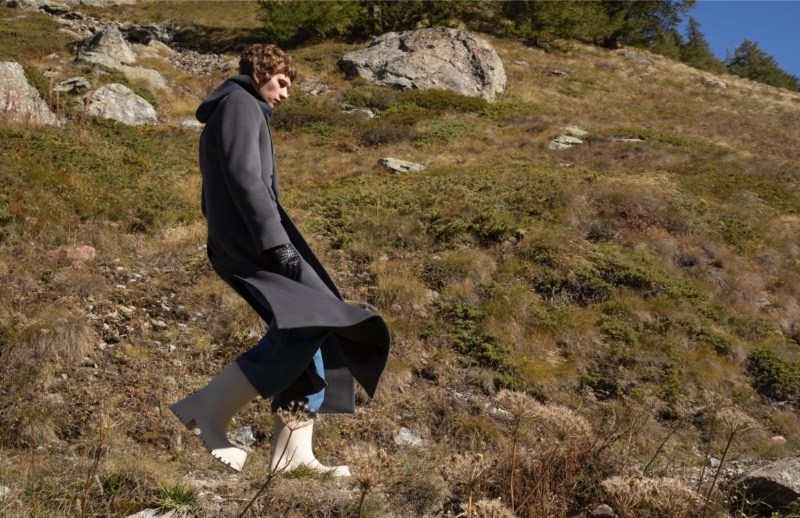 » Etienne Tackles Cold-Weather Dressing for MatchesFashion Etienne de Testa Model MatchesFashion Editorial 2022 012