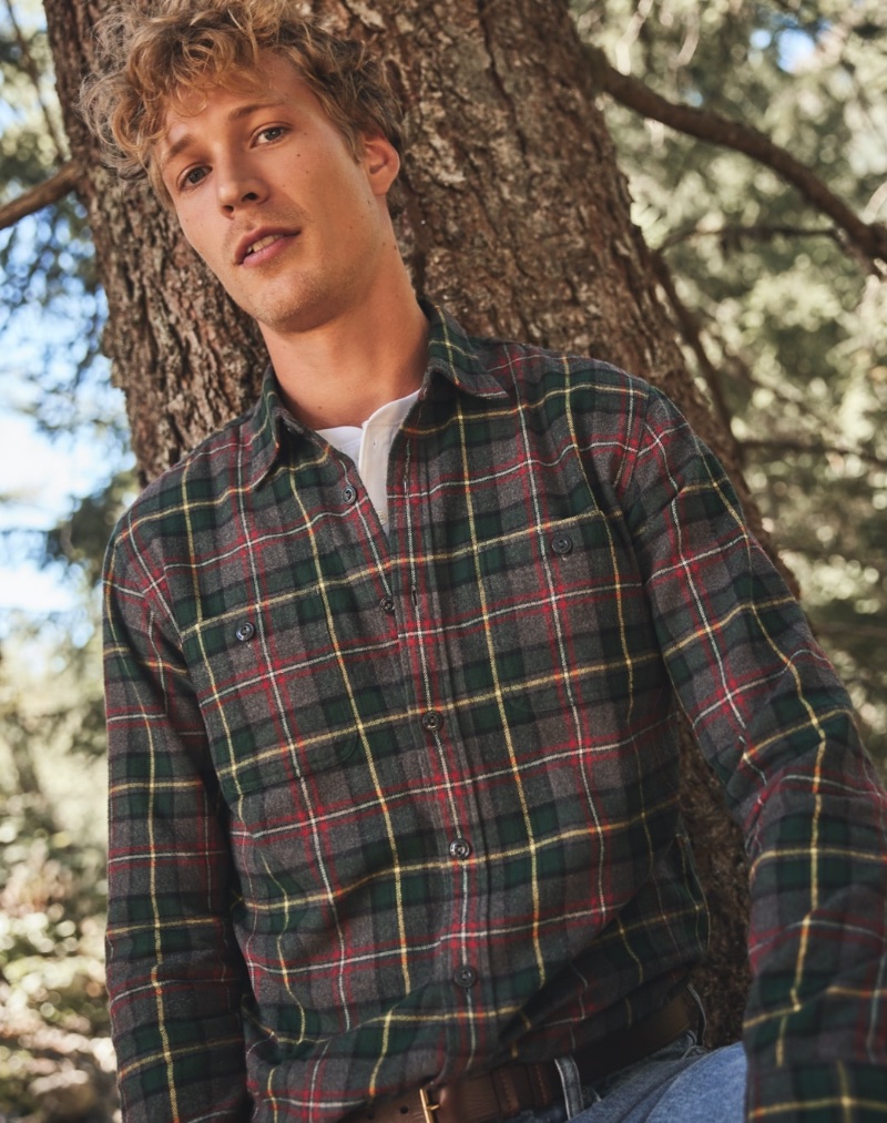 J.Crew Midweight Brushed Flannel Workshirt in Regenerative Cotton » J.Crew's Holiday 2022 Collection is a Great Start to Winter J.Crew Midweight Brushed Flannel Workshirt in Regenerative Cotton