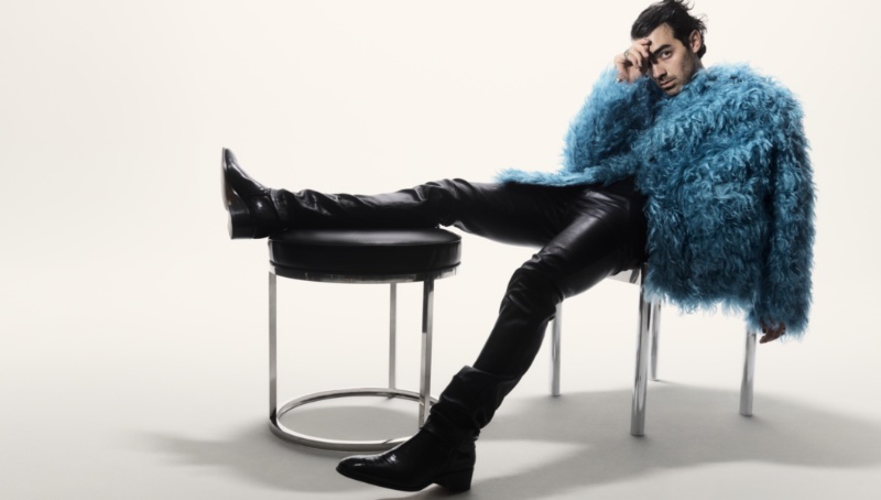 Joe Jonas makes a statement in a Dries Van Noten jacket with Saint Laurent leather pants and Tom Ford leather boots. » Joe Jonas is a Style Chameleon for Mr Porter Joe Jonas makes a statement in a Dries Van Noten jacket with Saint Laurent leather pants and Tom Ford leather boots.