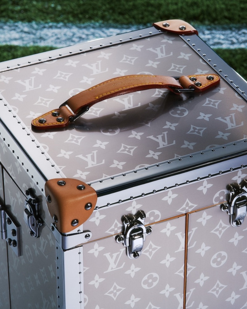 » Checkmate: Lionel Messi & Cristiano Ronaldo for Louis Vuitton Louis Vuitton FIFA World Cup Trophy Case