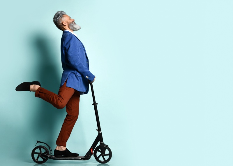 While it's up to personal preference, loafers or shoes without socks is not the best style option. » Do You Wear Socks With Loafers? While it's up to personal preference, loafers or shoes without socks is not the best style option.