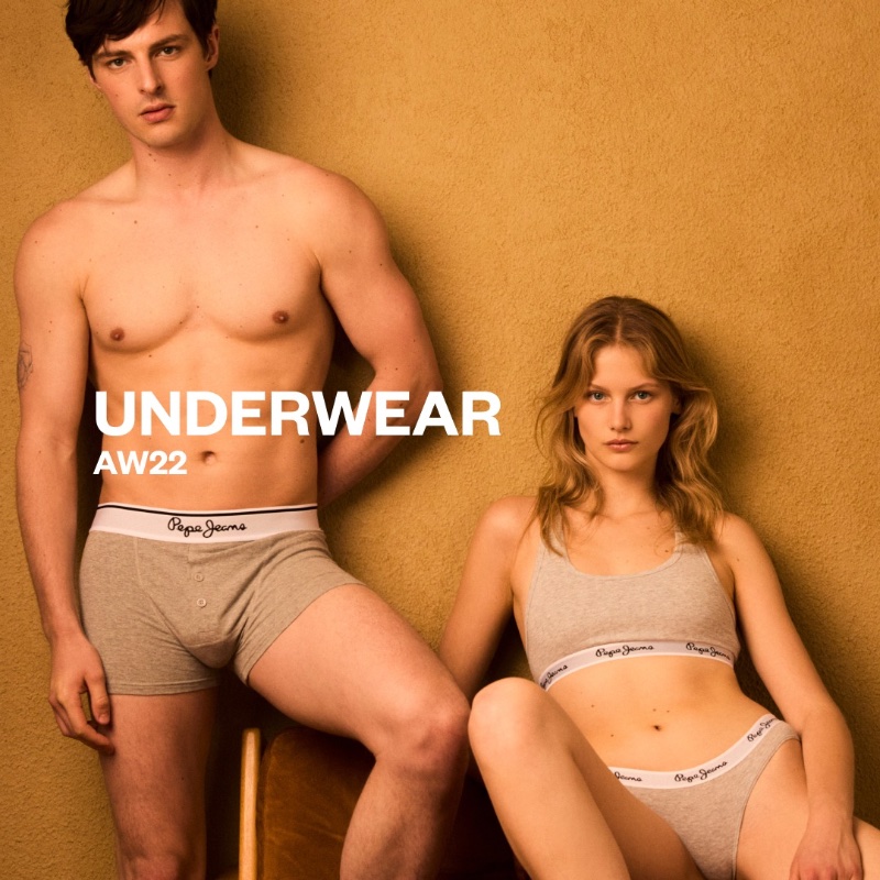 Sporting gray underwear, Jack Hurrell and Nathalie Blendermann come together for Pepe Jeans for fall-winter 2022.