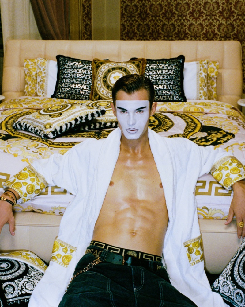 Versace Holiday Campaign 2022 Kit Butler Model Shirtless White Makeup » Versace Brings the Drama This Holiday Season Versace Holiday Campaign 2022 Kit Butler Model Shirtless White Makeup